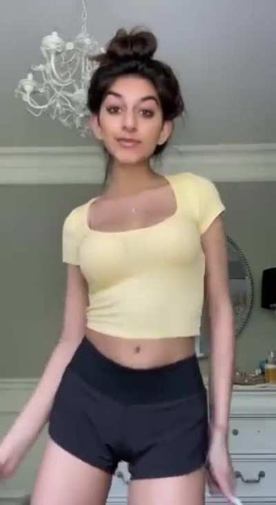 Sareena kansra is such a slut