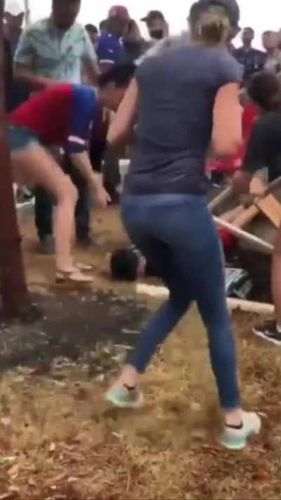 Fans vs tables