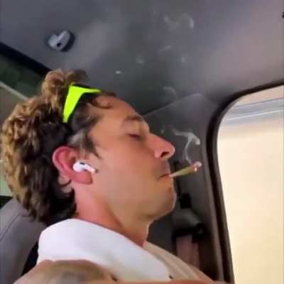 🥴