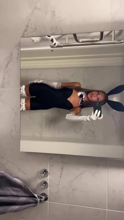 Sexy bunny