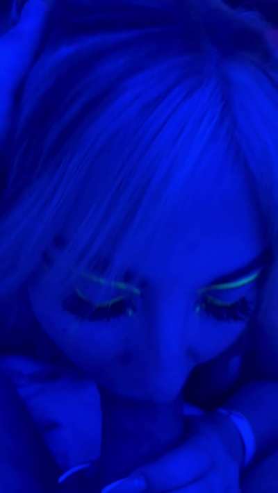 Giving a bj after the rave (NSFW)