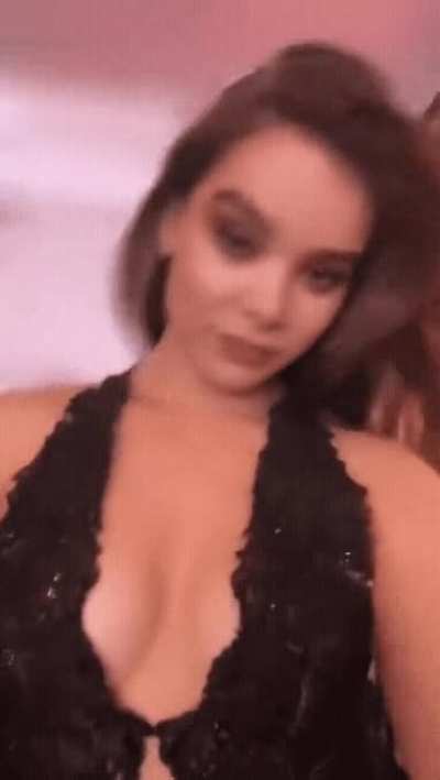 Hailee Steinfeld