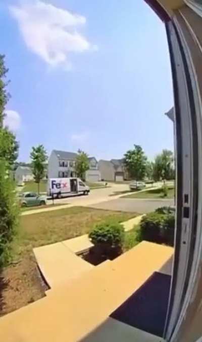 Chad vs porch pirates