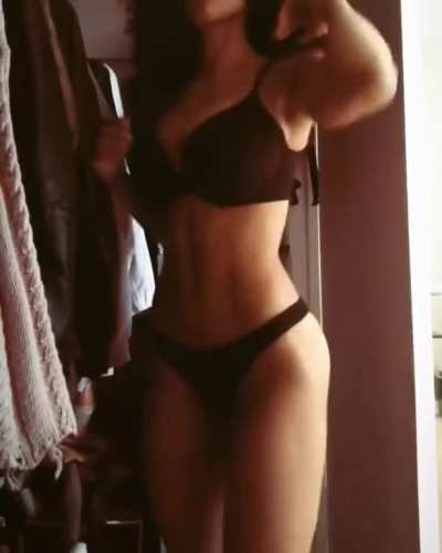 Danielle Gray (@dan<wbr>ielle<wbr>grayf<wbr>it)