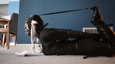 Relaxing my legs means my head gets pulled back more