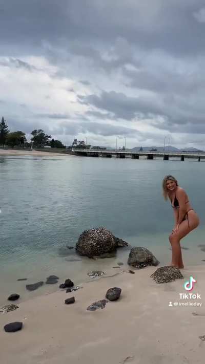 @imellieday