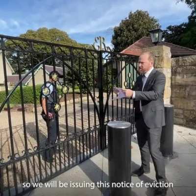 Scott Morrison is refusing to vacate his house, so we sent along a real estate agent to sort him out