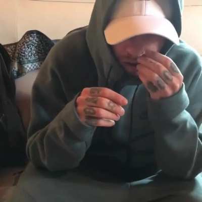 Guessing Lars and his #dope Vape tricks made their way before, I think that's how I first saw this mans and his genius and also #sick Vape-age, but figured some people newer to the lore still haven't experienced homies #awesomness: My #1, personal fav Tip
