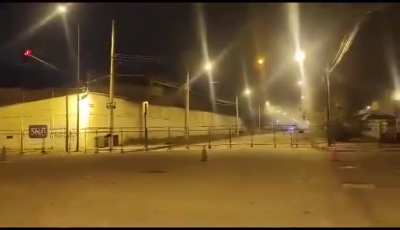 Ecuadorian Army and Police storming a prison held by gang members