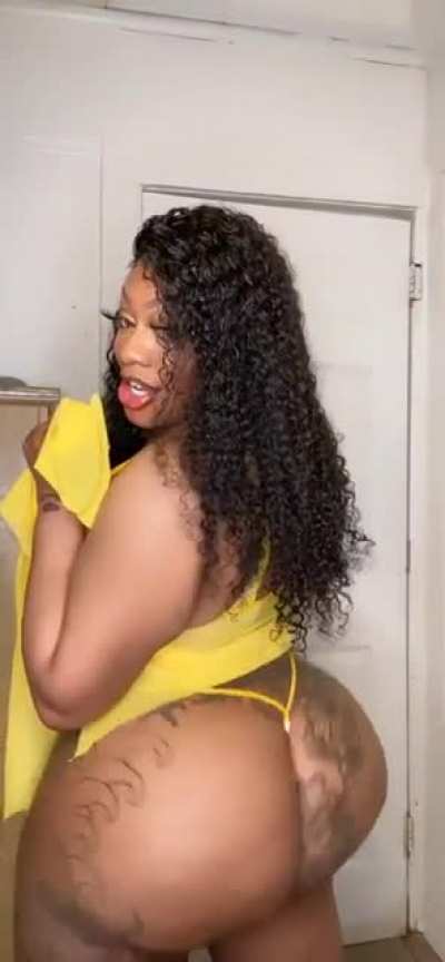 Lambo<wbr>rghin<wbr>iBodi<wbr>ezz #Approved 😍🍑✅