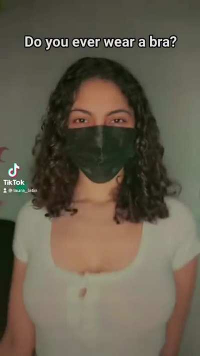 Latina with no bra