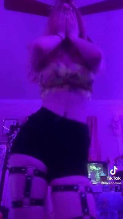 Bouncing booba and thigh straps
