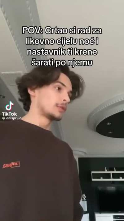 ,,Mmm ma fali ti ovdje nešto”