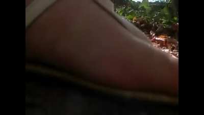 Snail walkover in flat sandals