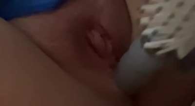 Using my hairbrush when I can’t have daddy’s thingy in me