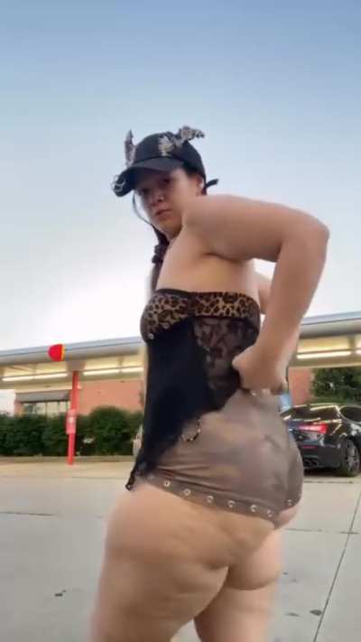 Juicy ass 💕❤️