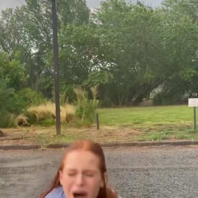 Madelaine Petsch is so fucking hot.