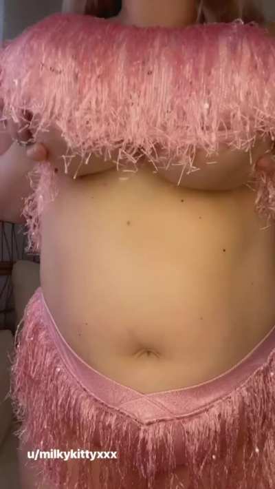 Just a lil cowgirl with an extra juicy ass and massive tits