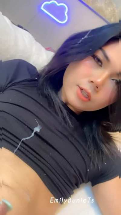 Do you find it hot when I cum huge ?