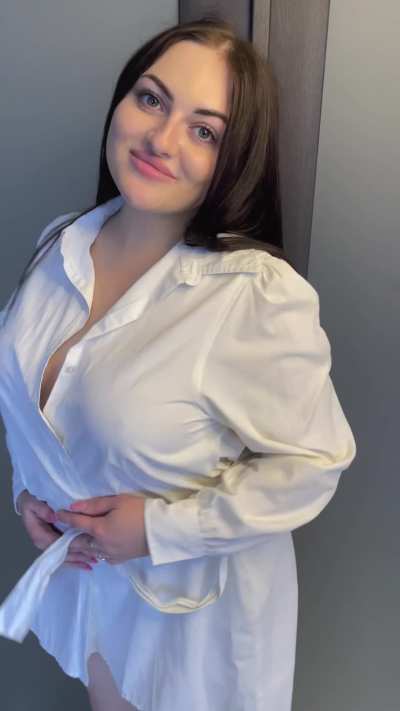 Say OOYES if you want to see if my pussy is as great as my tits