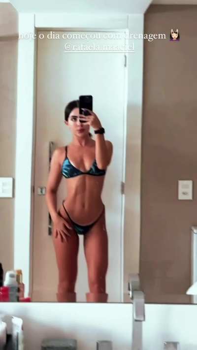 Jade Picon