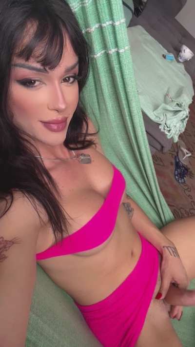 How hot do you find girls who have massive dicks?