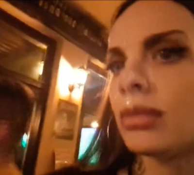 Busy Pub Cumwalk