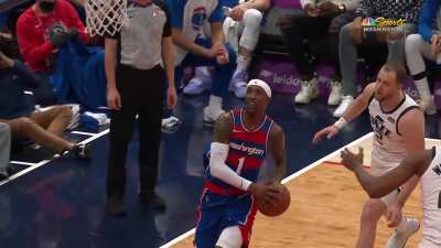 [Highlight] KCP cocks it back and slams it straight onto the side of the backboard