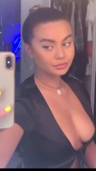 Sexy selfie