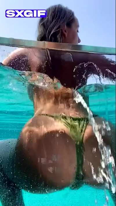 busty in the pool