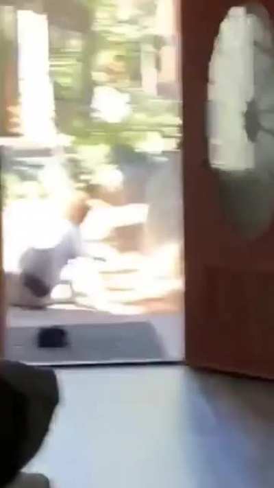 Jumping the threshold on a scooter