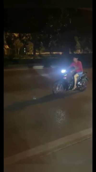 testing out your custom moped WCGW