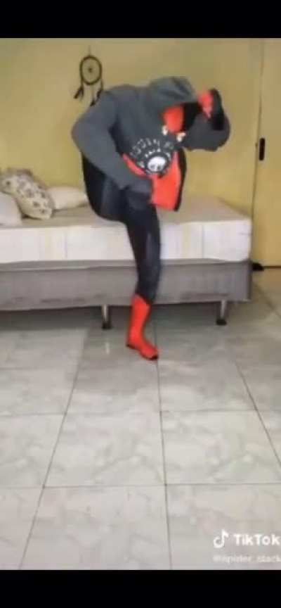 Nice hoodie trick Spider-Man