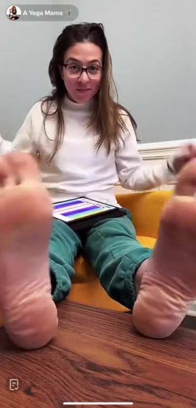 ayogamama - Live soles right now!