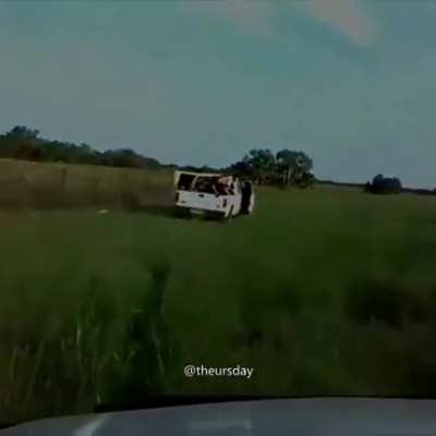 Cops find dozens of Mexican immigrants in truck memr