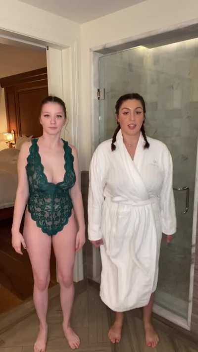 Whats better than one pair of boobs? 🤔😊