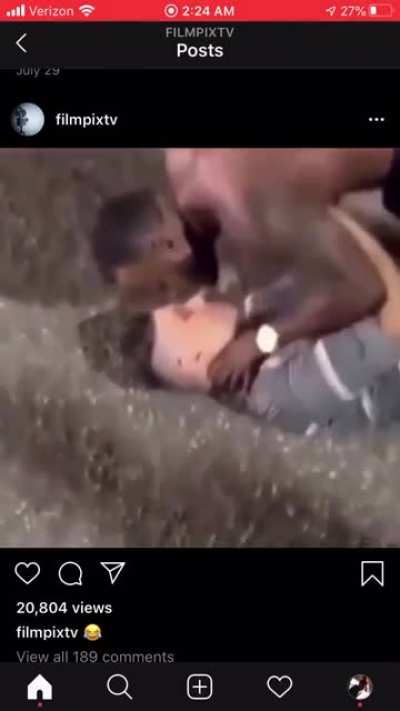 Once da Nigga Gripped his Neck he knew he couldnt do shit😭🤣🤣