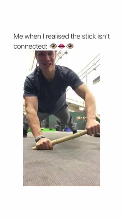 Ninja Warrior Does An Extraordinary Push Up