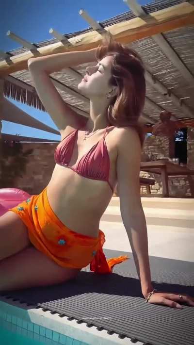 r/Ana<wbr>nyaPa<wbr>ndeyO<wbr>ffici<wbr>al