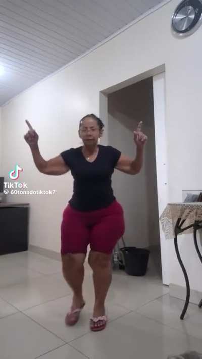 Curvy Grandma