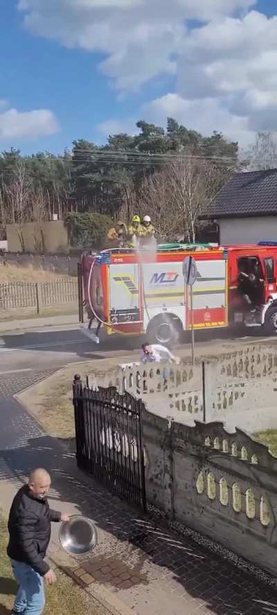 The Firefighter Fighters, Defenders of the Flame