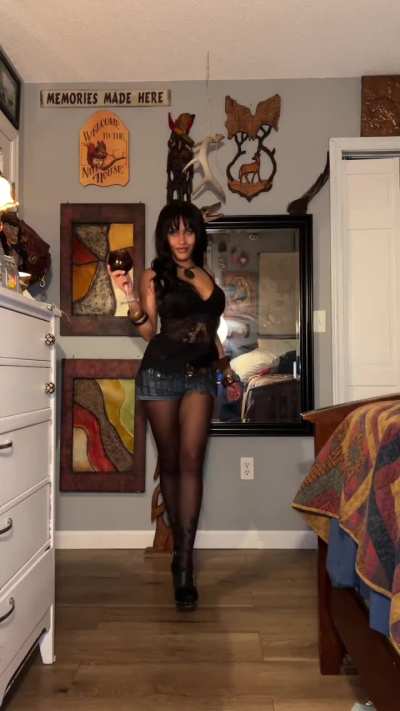 thighs