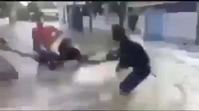 Agalarla sel varken olur gibi