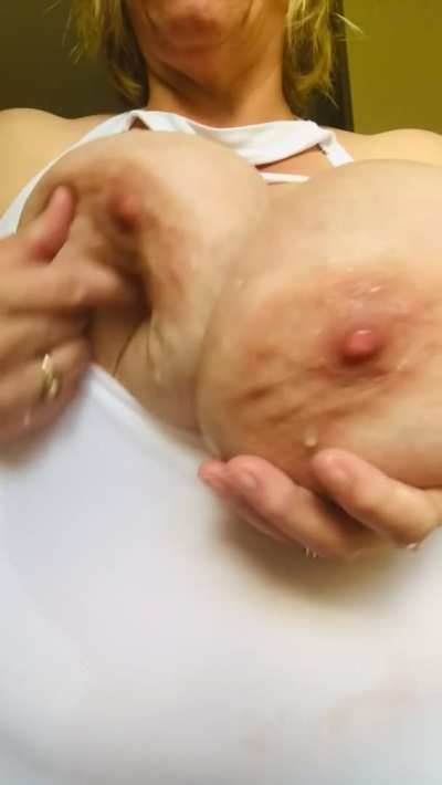 Areolas On ice! Using an ice cube on my huge 44g natural titties!