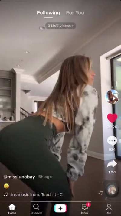 🥴