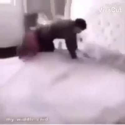 Posting SFW videos I found in NSFW Discord channels Day 34