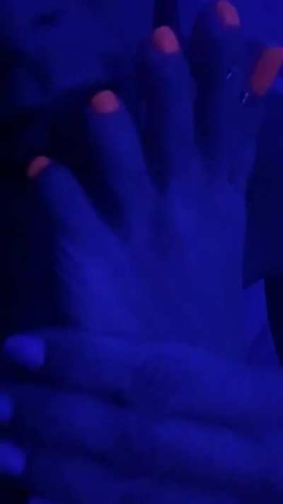 A little fun in the dark 💙✴️
