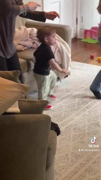 August dancing does not disappoint 😂