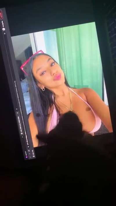 Sariixo_ cum tribute