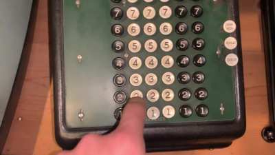 YeAh BuT dOeS yOuR kEyBoArD sOuNd LiKe tHiS?